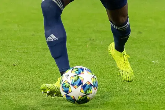 1ª División (La Liga Ea sports), 2ª División (Liga Hipermotion)